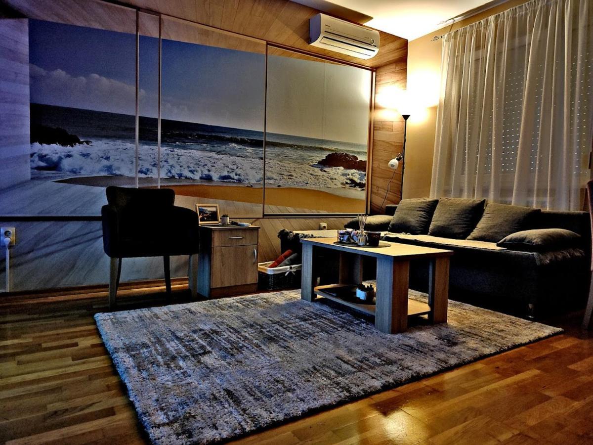 Apartman Espresso Sa Parkingom Sremska Mitrovica Ngoại thất bức ảnh