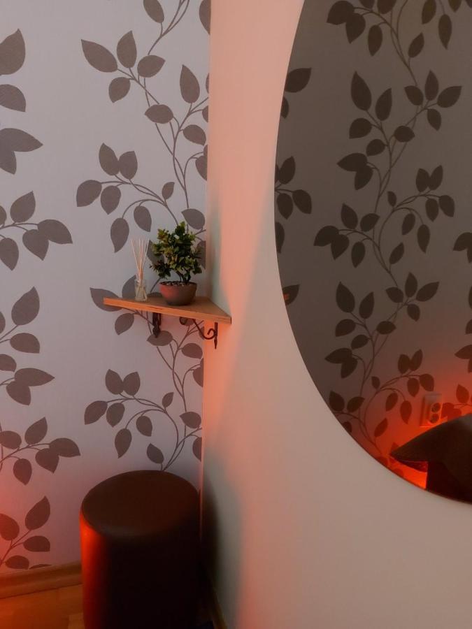 Apartman Espresso Sa Parkingom Sremska Mitrovica Ngoại thất bức ảnh